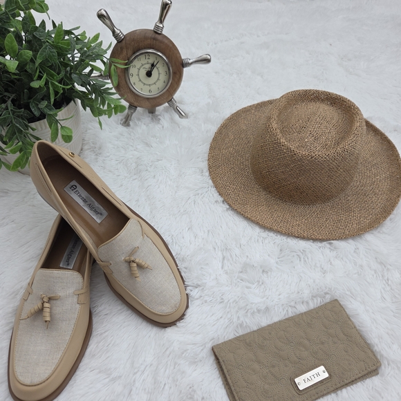 Etienne Aigner Shoes - Etienne Aigner Gotham Beige Vintagr Loafers Size 9